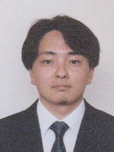 山根 雅仁